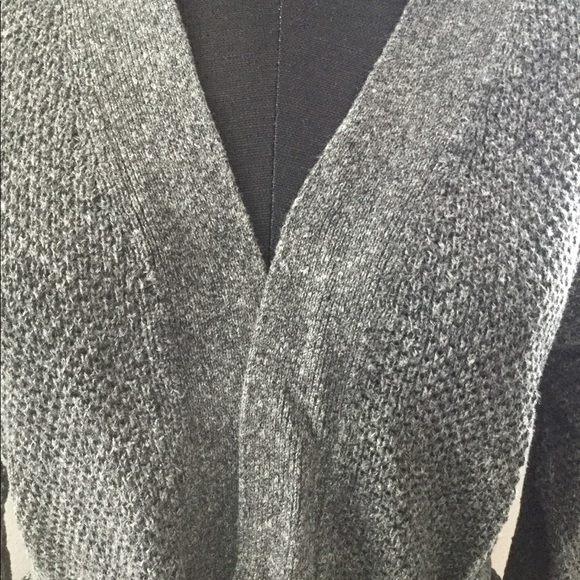 Gray open front belted cardigan - Picture 2 of 8